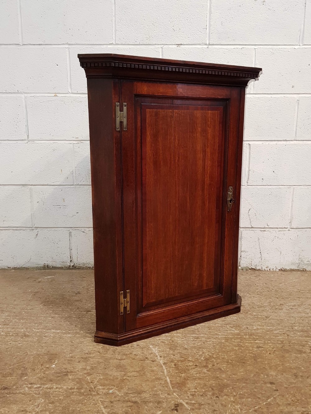 ANTIQUE GEORGIAN PERIOD OAK CORNER CABINET C1780 View IV