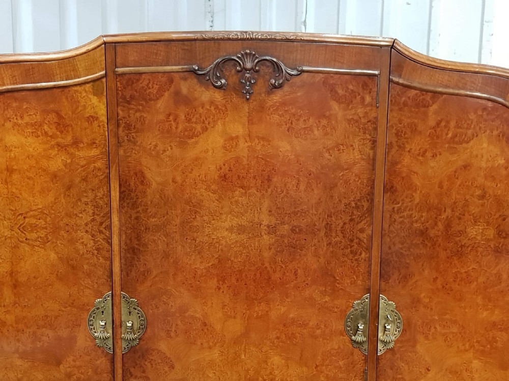 ANTIQUE QUEEN ANNE BURR WALNUT TRIPLE WARDOBE C1920 View IV