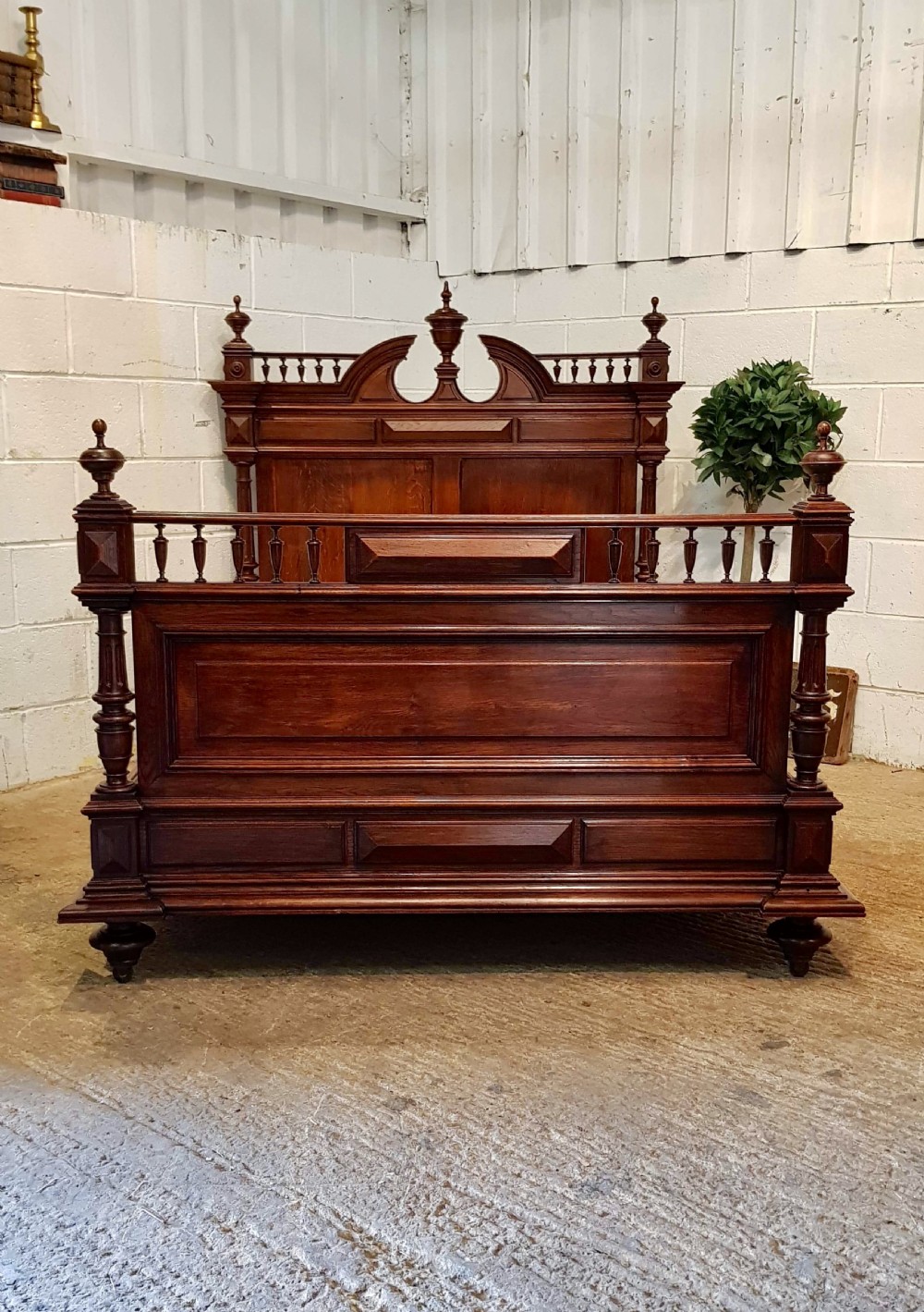 ANTIQUE FRENCH NAPOLEON 111 OAK DOUBLE BED C1880