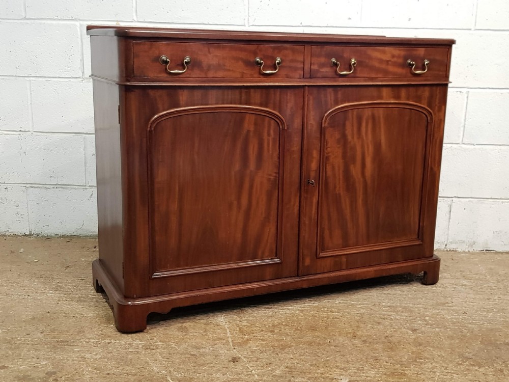 ANTIQUE VICTORIAN MAHOGANY CHIFFONIER SIDEBOARD C1880