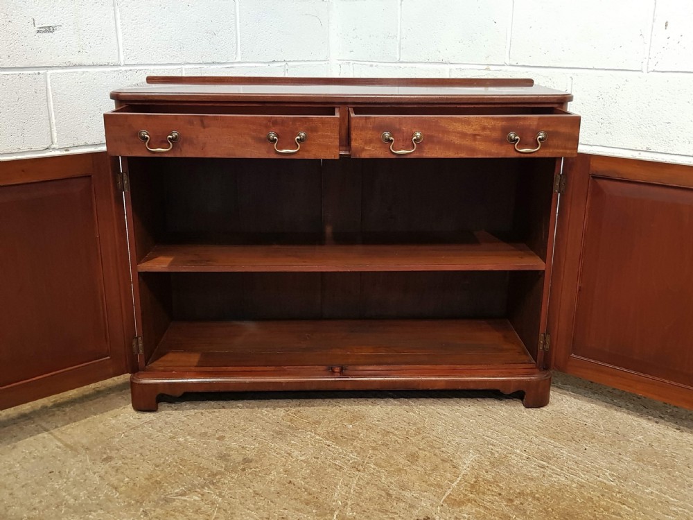 ANTIQUE VICTORIAN MAHOGANY CHIFFONIER SIDEBOARD C1880 View III