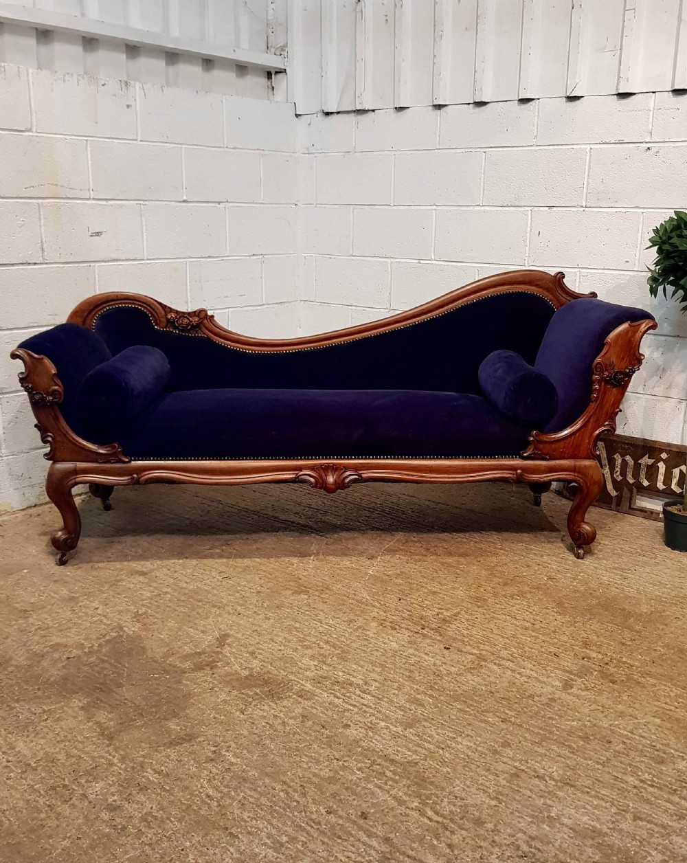 ANTIQUE VICTORIAN DOUBLE END MAHOGANY CHAISE LONGUE C1860 View V