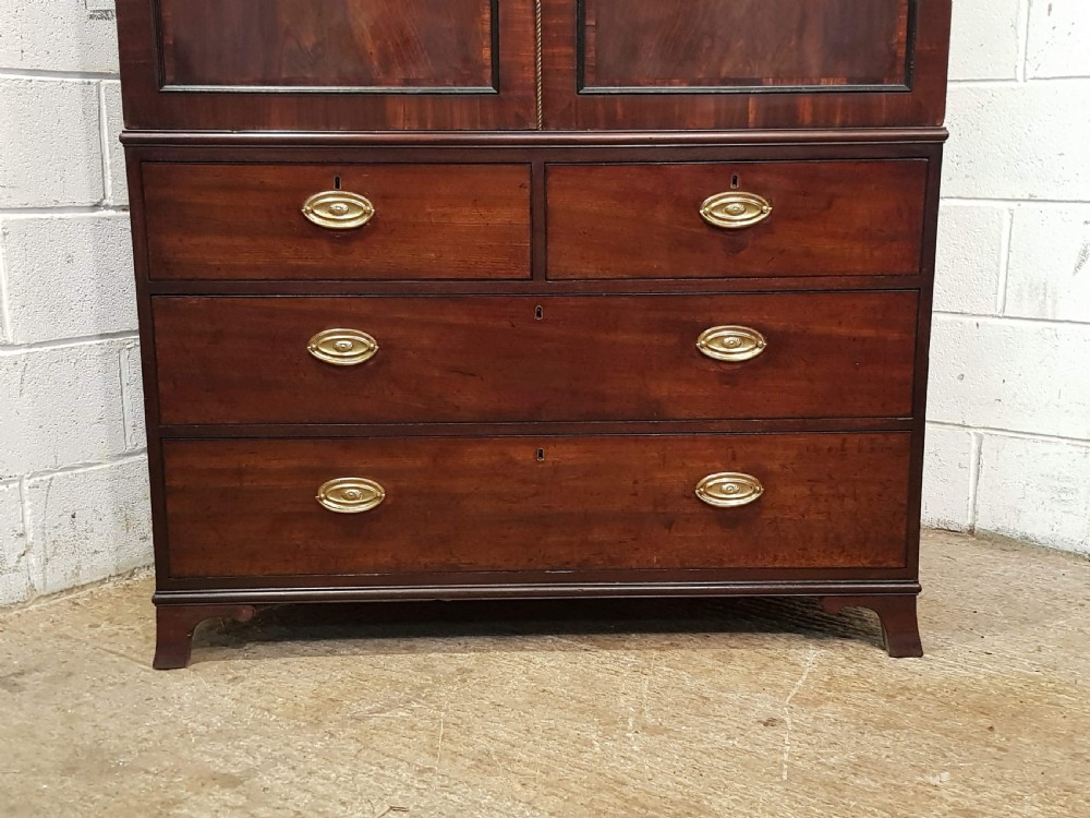 ANTIQUE REGENCY MAHOGANY LINEN CLOTHES PRESS C1820 View III