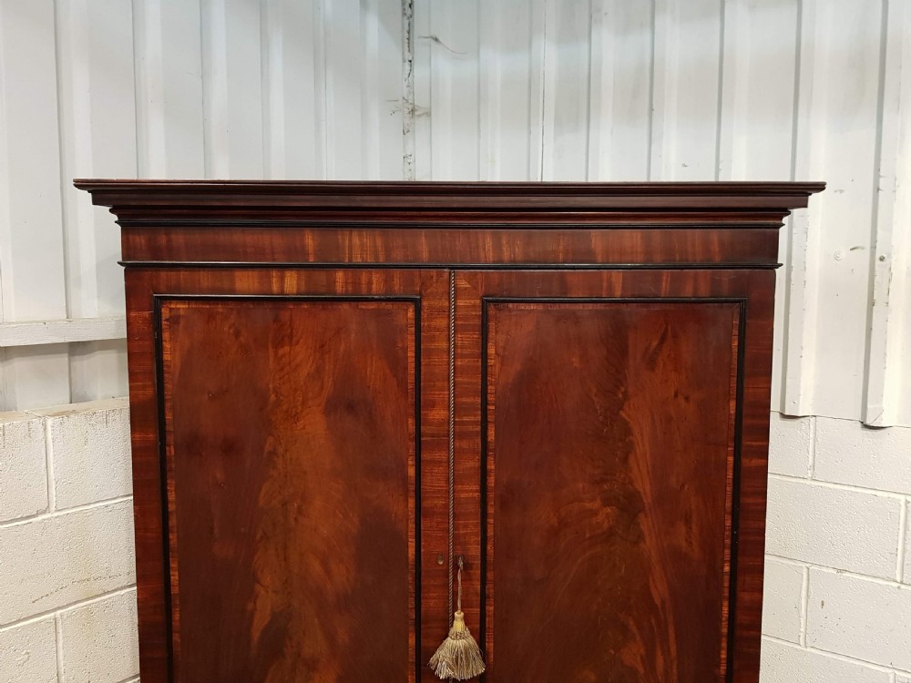 ANTIQUE REGENCY MAHOGANY LINEN CLOTHES PRESS C1820 View IV