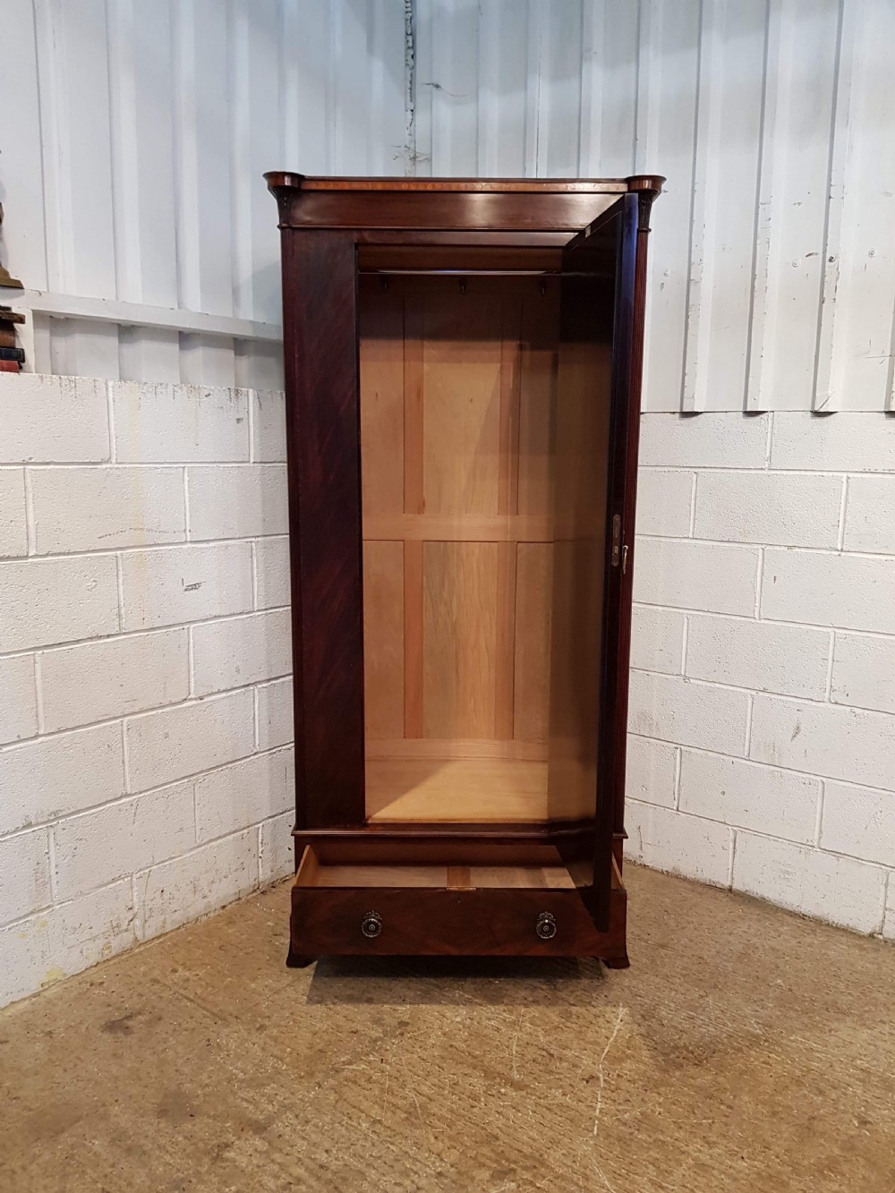ANTIQUE EDWARDIAN MAHOGANY SINGLE WARDROBE BY DENBY & SPINK C1900 View IV