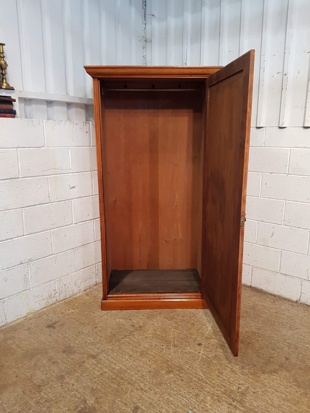 ANTIQUE LATE VICTORIAN SATINWOOD SINGLE WARDROBE by Marsh Jones & Cribb C1890 View V