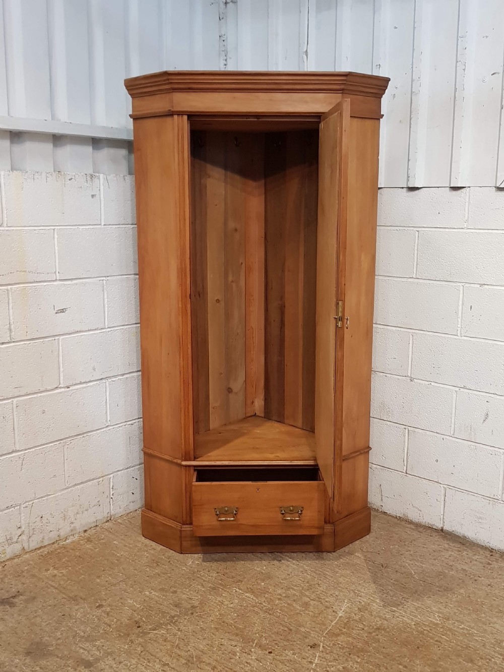 ANTIQUE VICTORIAN SATINWOOD CORNER WARDROBE C1880 View III