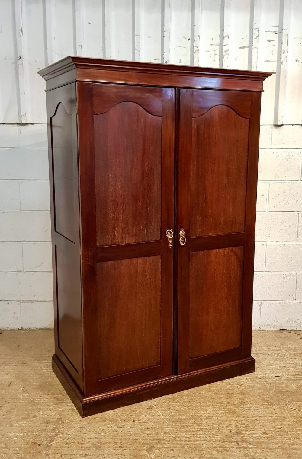 ANTIQUE EDWARDIAN MAHOGANY GENTS DOUBLE WARDROBE COMPACTUM C1900 View II
