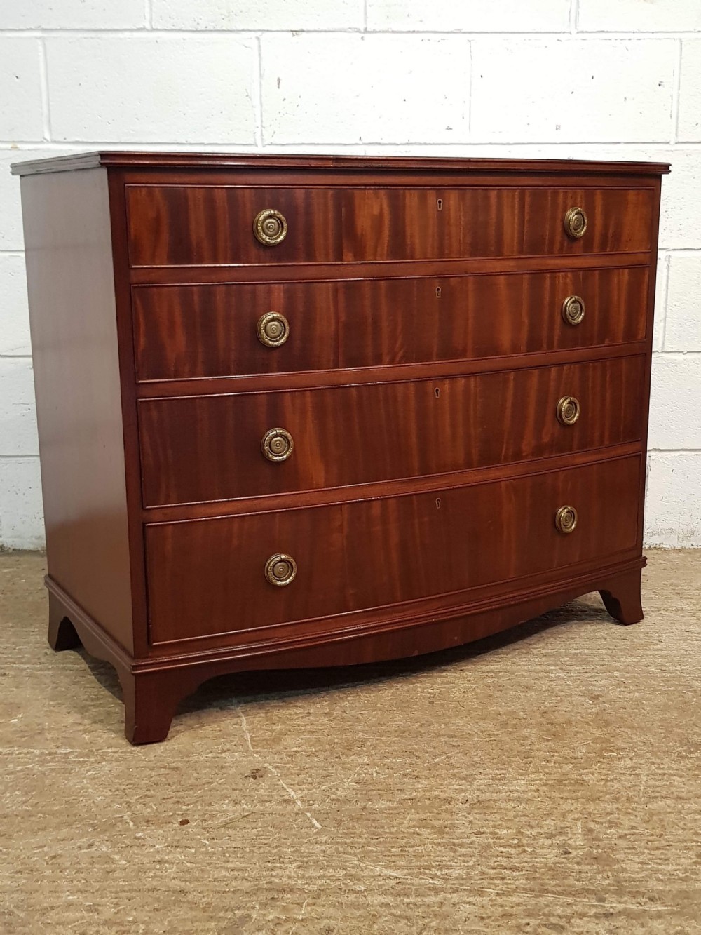ANTIQUE EDWARDIAN MAHOGANY BOW FRONT CHEST OF DRAWERS C1900 View II