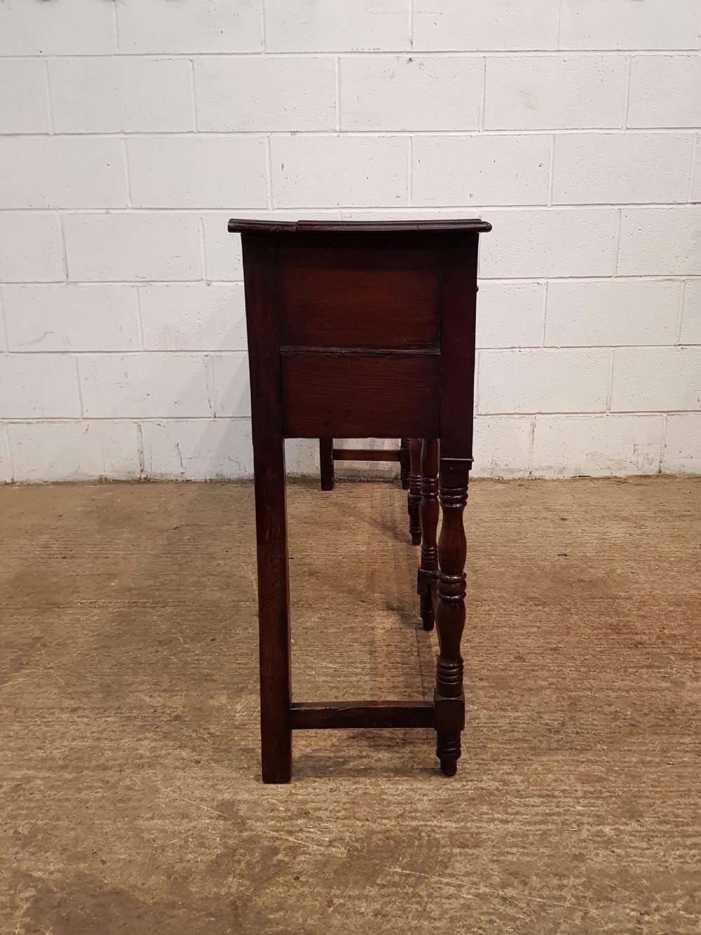 ANTIQUE 18TH CENTURY PERIOD NARROW JOINED OAK DRESSER BASE C1780 View III