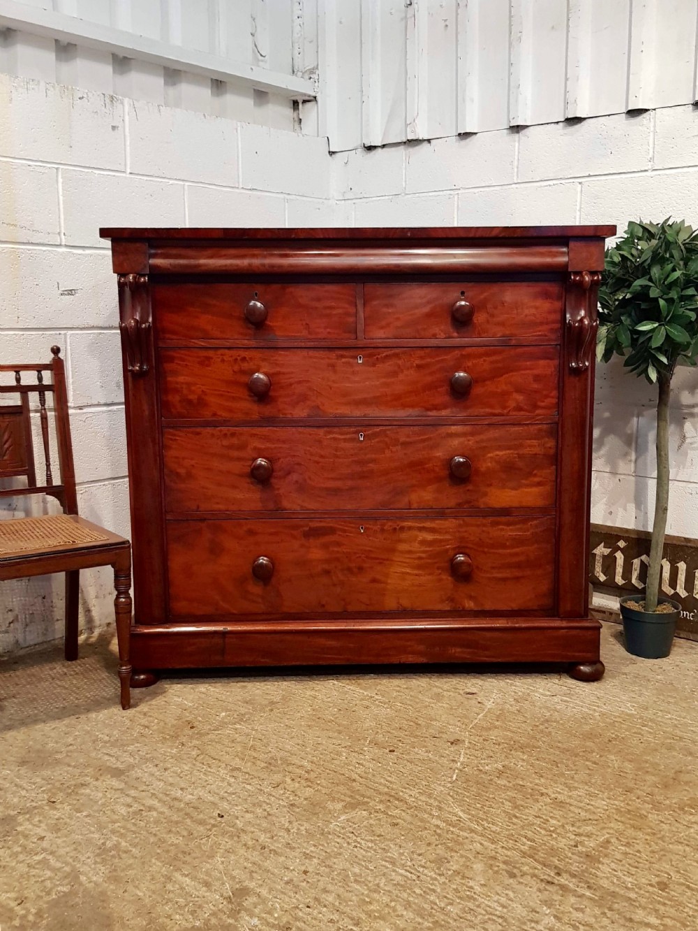 ANTIQUE VICTORIAN MAHOGANY CHEST OF DRAWERS C1870