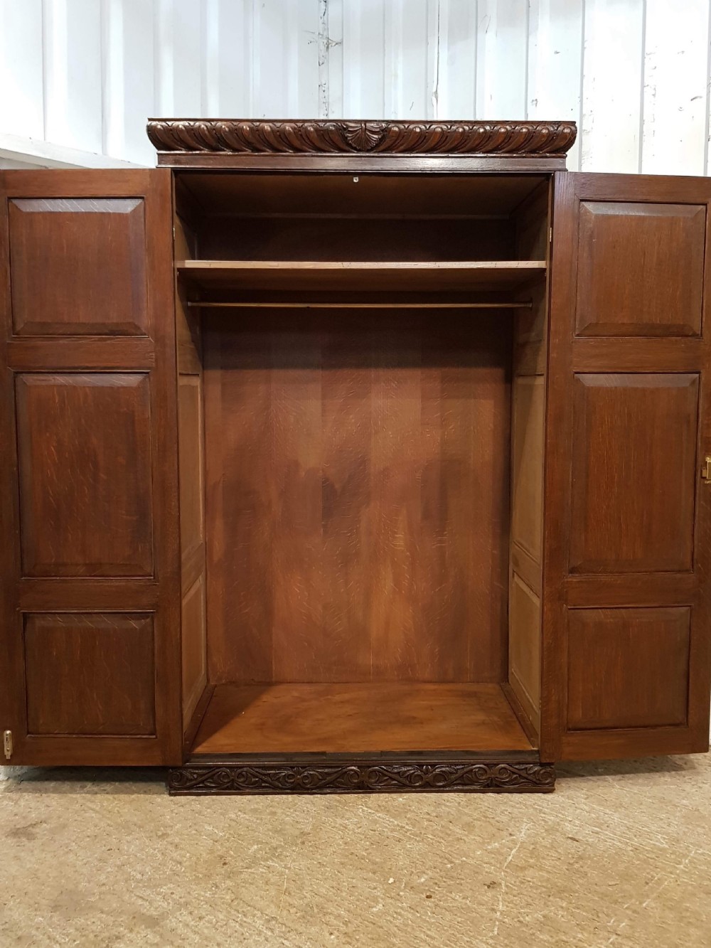 ANTIQUE CARVED OAK DOUBLE WARDROBE C1920 View III