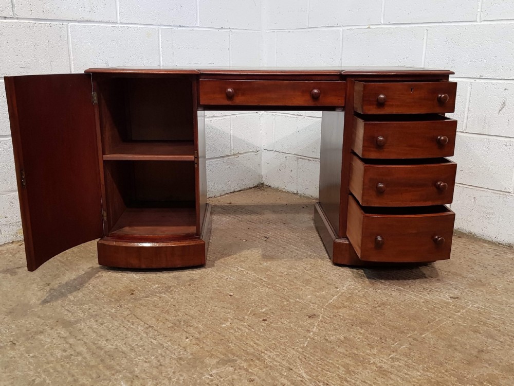 ANTIQUE VICTORIAN MAHOGANY BOW FRONT PEDASTAL DESK C1880 View IV