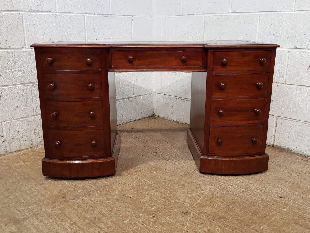 ANTIQUE VICTORIAN MAHOGANY BOW FRONT PEDASTAL DESK C1880 View V