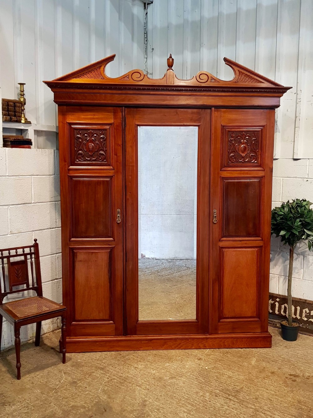 ANTIQUE VICTORIAN WALNUT TRIPLE WARDROBE COMPACTUM C1890