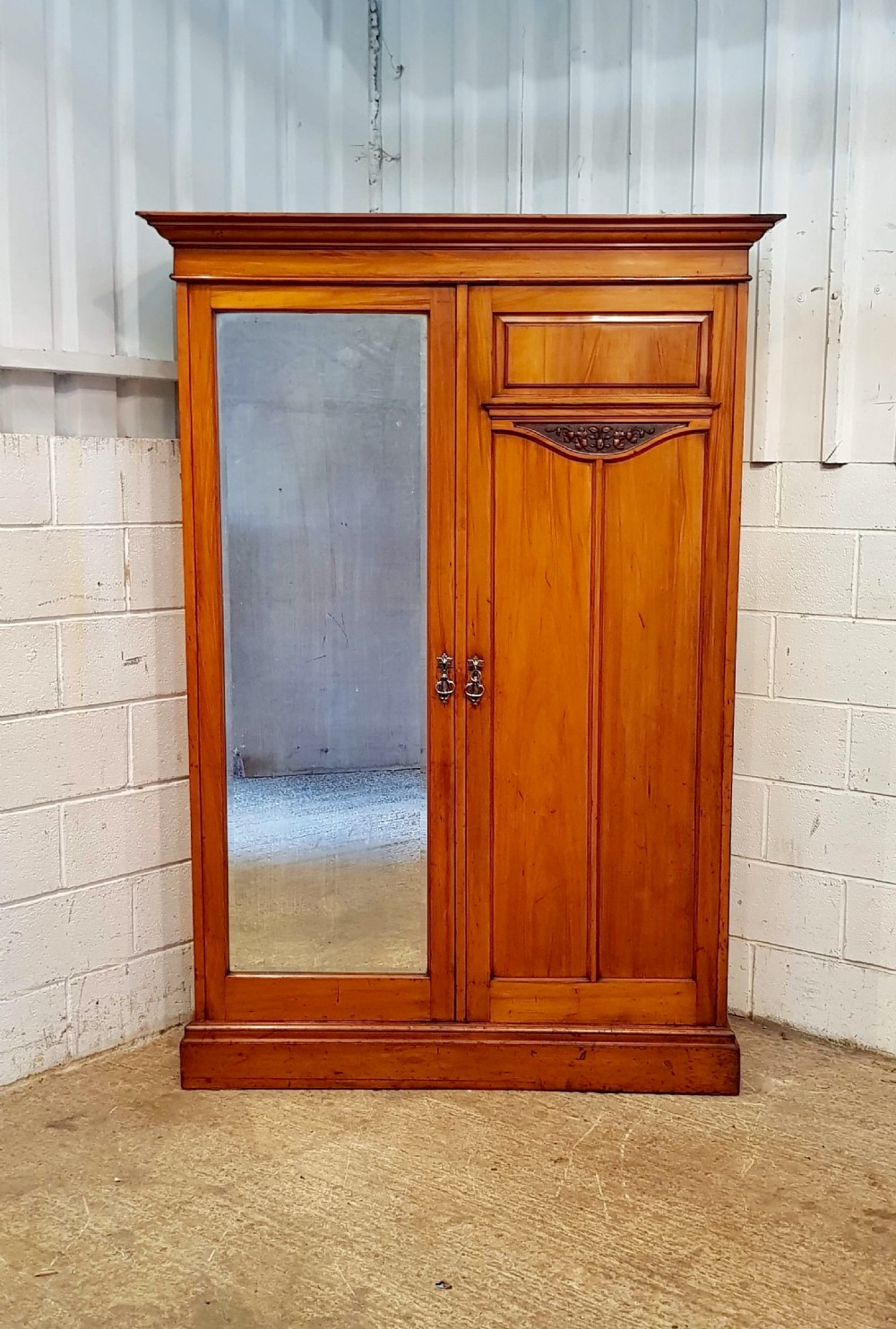 ANTIQUE EDWARDIAN SATINWOOD DOUBLE WARDROBE C1900 View V