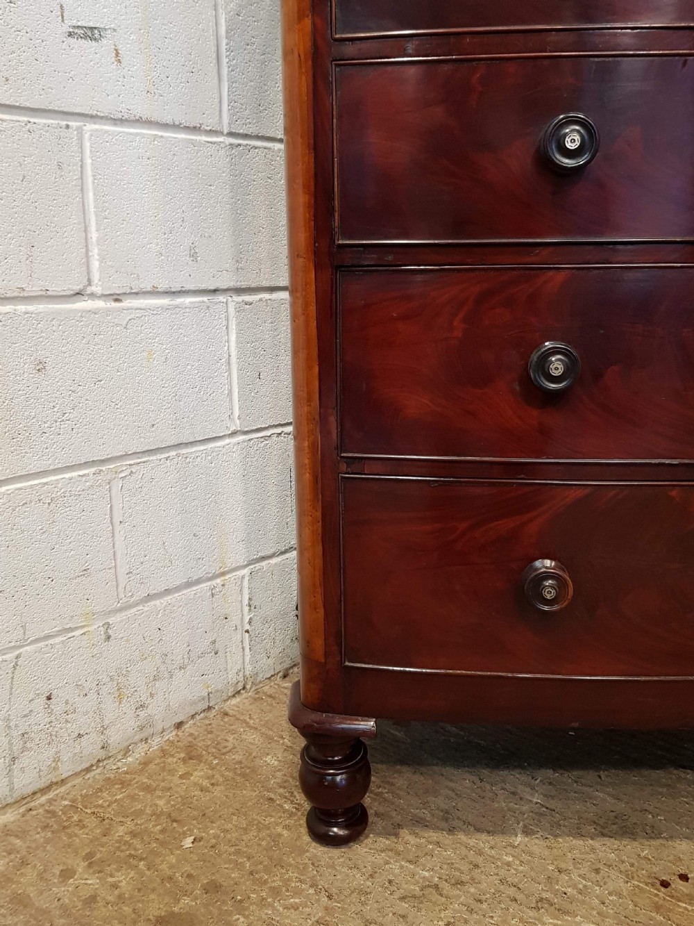 ANTIQUE VICTORIAN MAHOGANY & SATIN BIRCH BOW FRONT CHEST OF DRAWERS C1870 View V