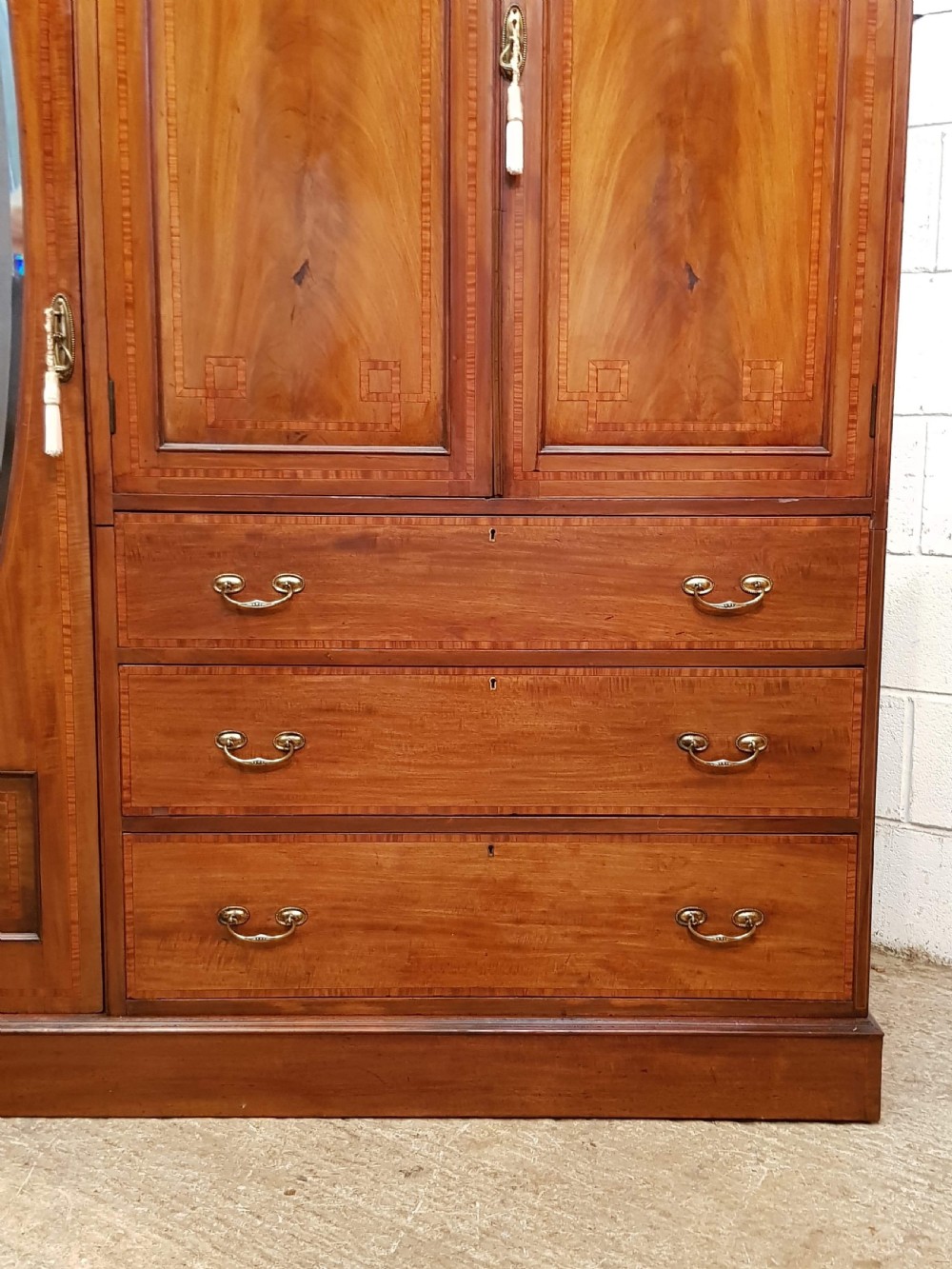 ANTIQUE EDWARDIAN MAHOGANY WARDROBE COMPACTUM C1900 View IV