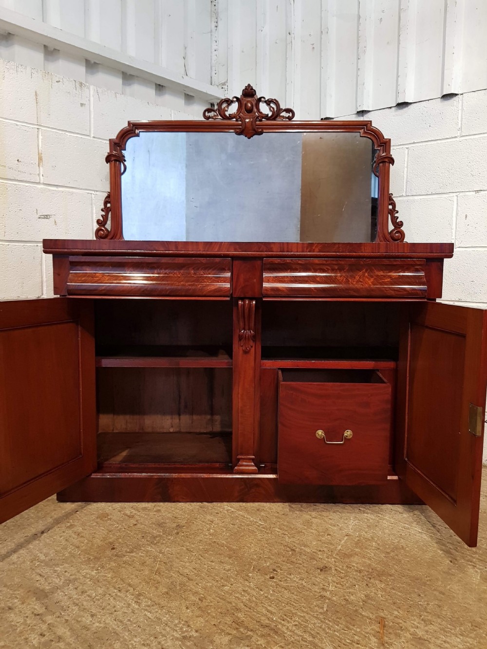 ANTIQUE VICTORIAN MAHOGANY CHIFFONIER C1880 View IV