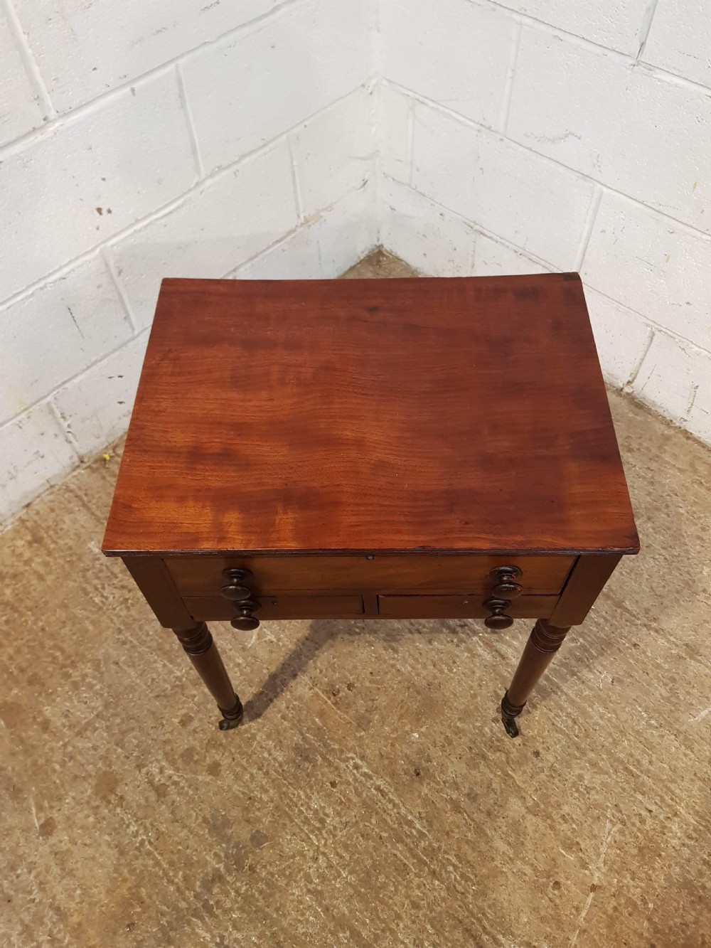 ANTIQUE REGENCY MAHOGANY SIDE WORK TABLE C1820 View III
