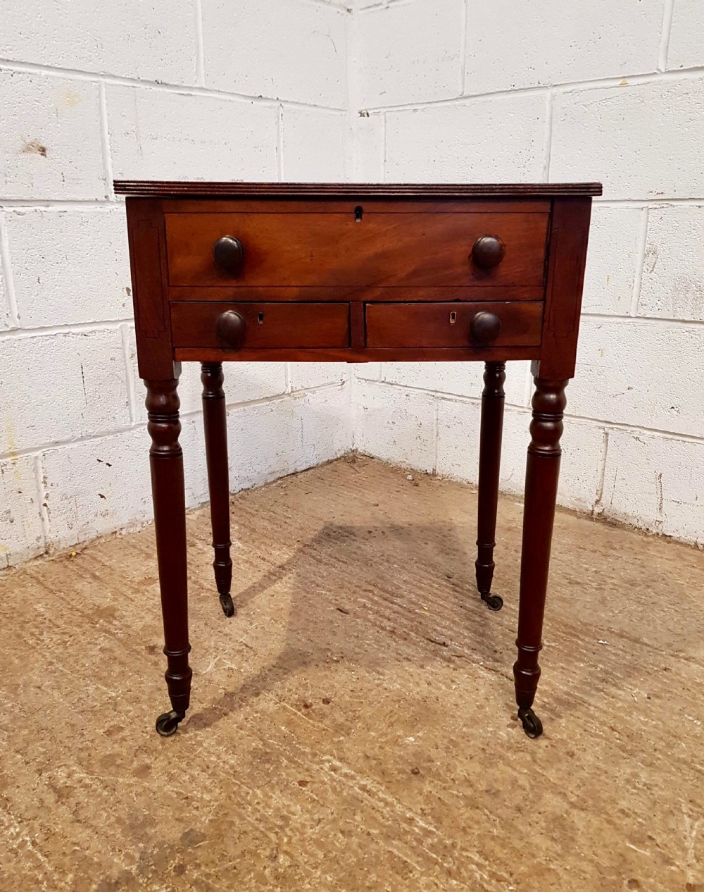 ANTIQUE REGENCY MAHOGANY SIDE WORK TABLE C1820 View V