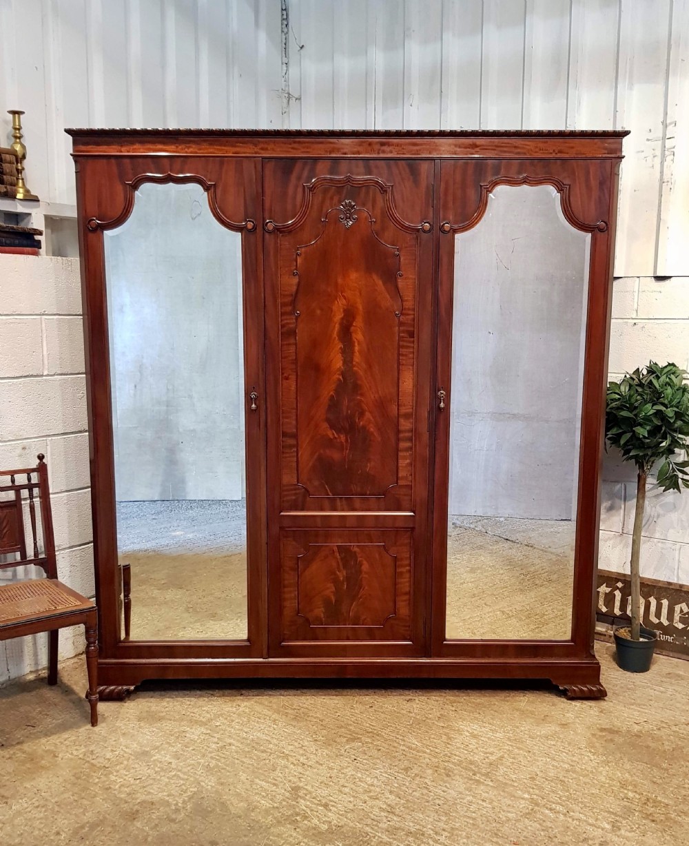 ANTIQUE VICTORIAN FLAMED MAGOGANY TRIPLE WARDROBE C1890