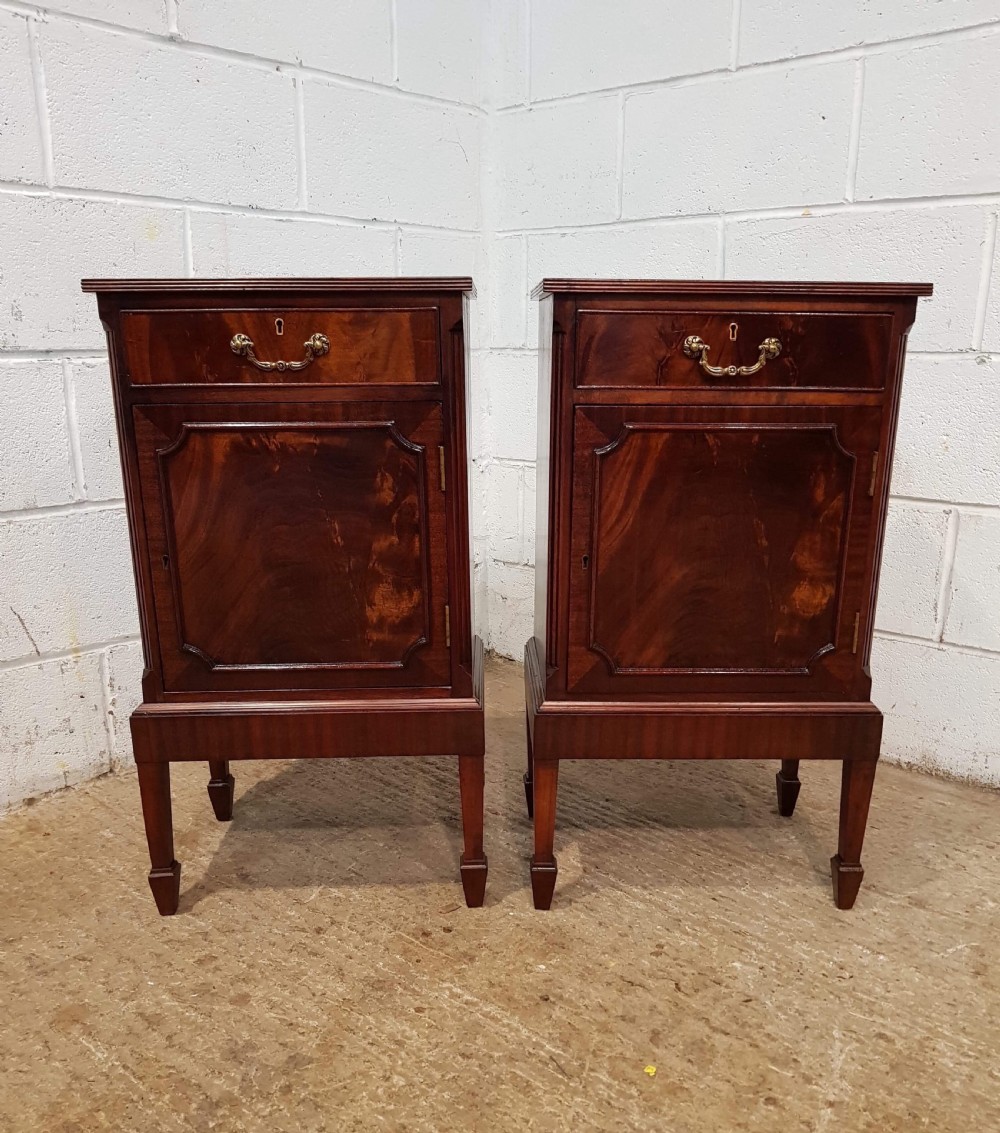 ANTIQUE PAIR FLAMED MAHOGANY BEDSIDE CABINETS C1920 View V