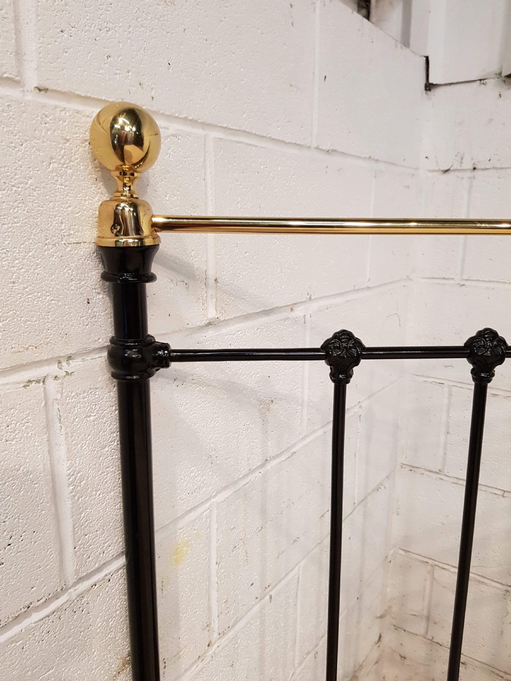 ANTIQUE VICTORIAN BRASS & IRON DOUBLE BED C1880 View IV