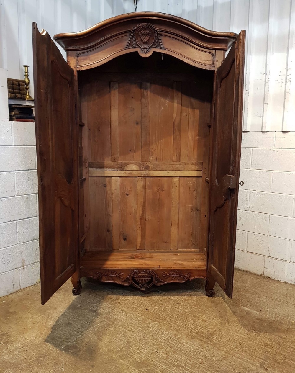ANTIQUE 18TH CENTURY FRENCH CHESTNUT ARMOIRE C1780 View III