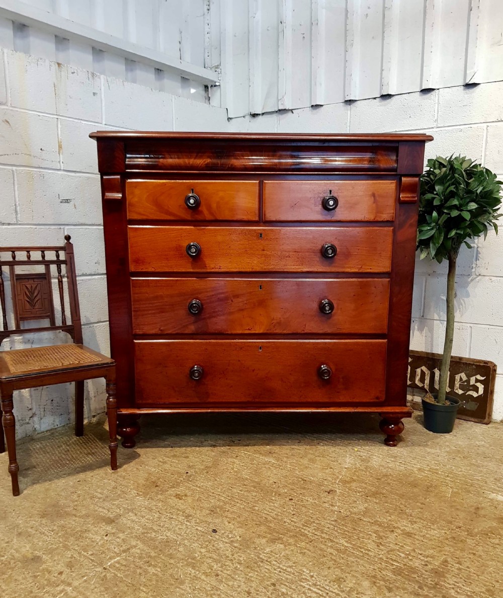 ANTIQUE VICTORIAN MAHOGANY CHEST OF DRAWERS C1870