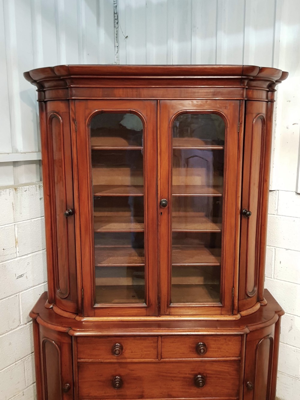 ANTIQUE VICTORIAN MAHOGANY LIBRARY BOOKCASE ON CHESTNOF DRAWERS C1880 View V