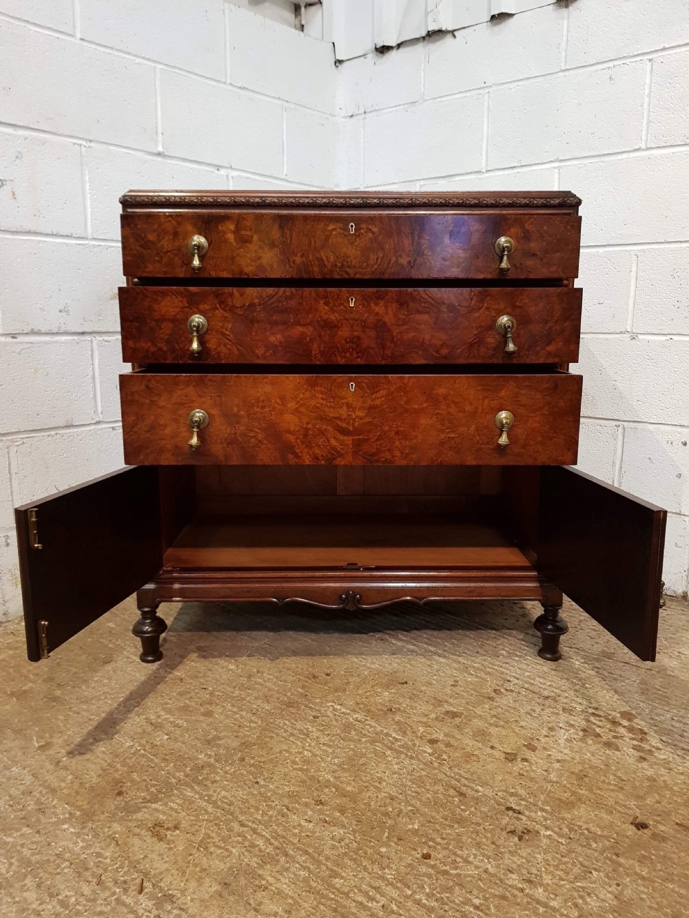 ANTIQUE BURR WALNUT QUEEN ANNE TALLBOY CHEST OF DRAWERS C1920 View III