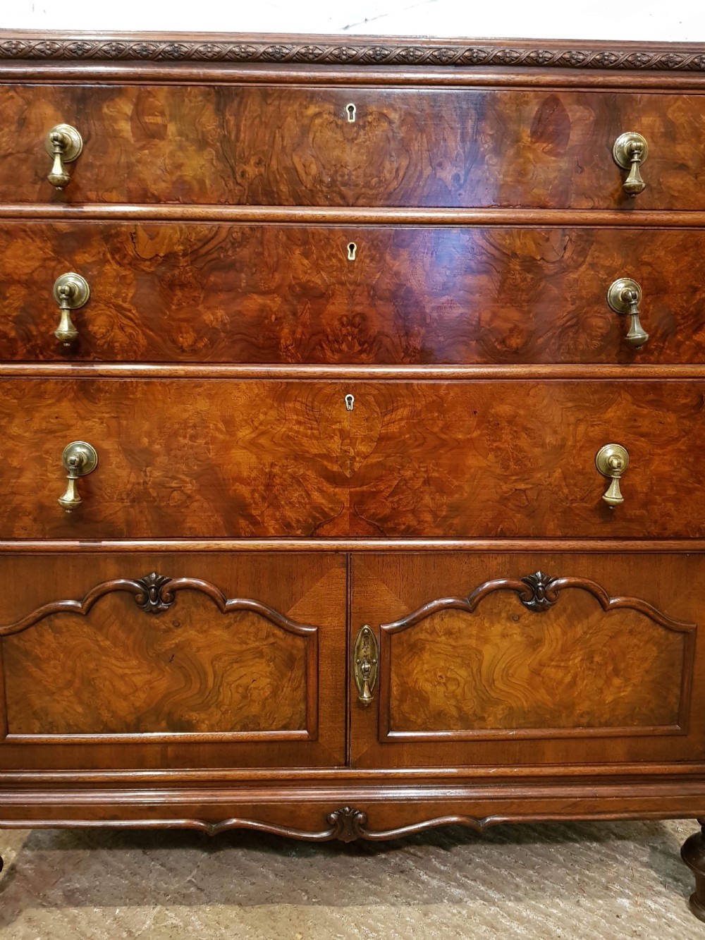 ANTIQUE BURR WALNUT QUEEN ANNE TALLBOY CHEST OF DRAWERS C1920 View IV