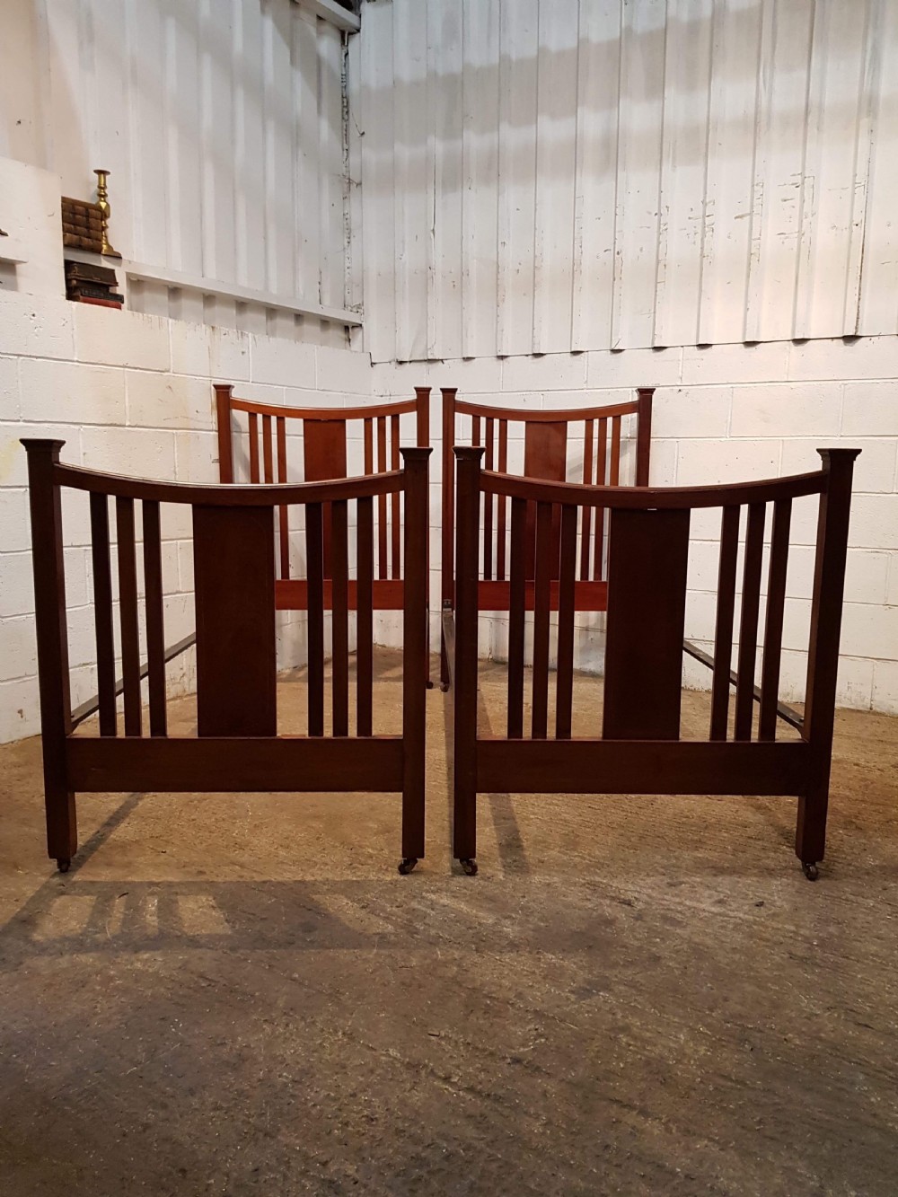 ANTIQUE PAIR EDWARDIAN MAHOGANY SINGLE BEDS C1900