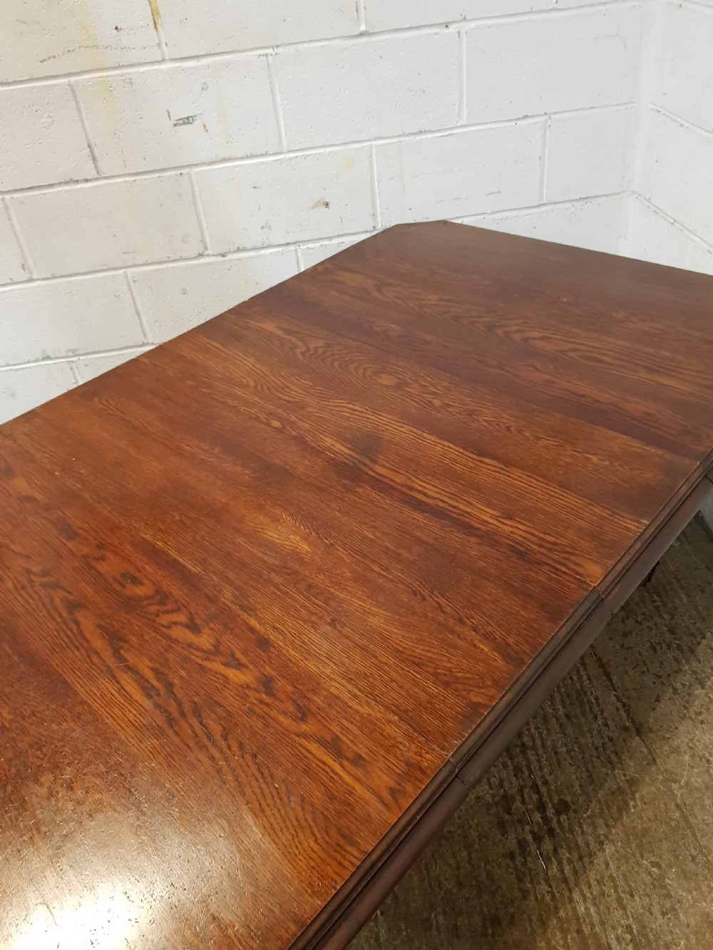 ANTIQUE VICTORIAN OAK EXTENDING DINING TABLE  C1880 SEATS EIGHT  View V