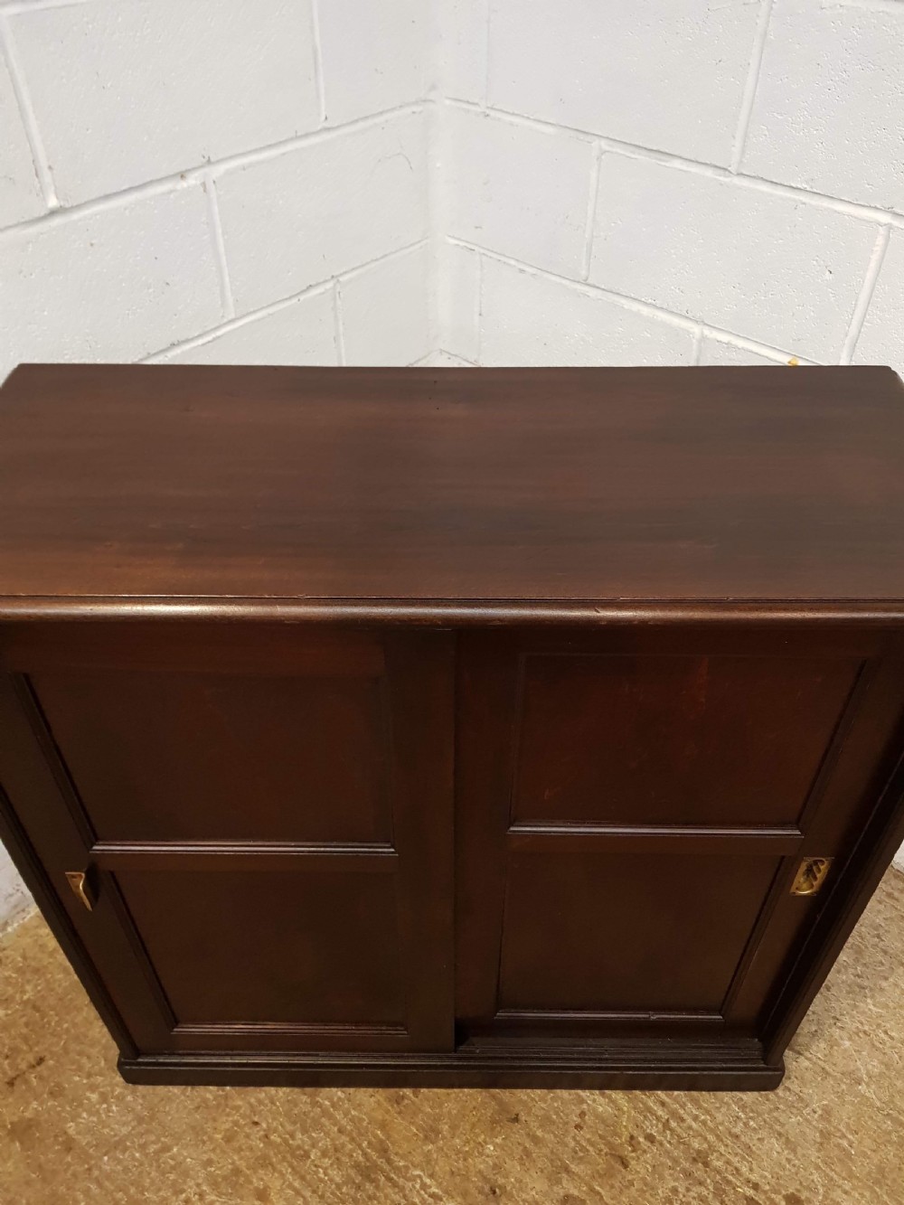 ANTIQUE LATE VICTORIAN MAHOGANY CUPBOARD C1890 View III