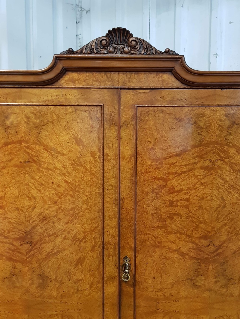 ANTIQUE BURR WALNUT ART DECO DOUBLE WARDROBE C1920 View IV