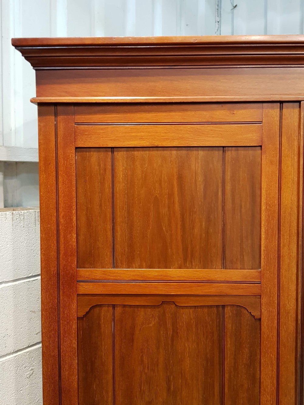 ANTIQUE LATE VICTORIAN MAHOGANY TRIPLE WARDROBE COMPACTUM C1890 View IV