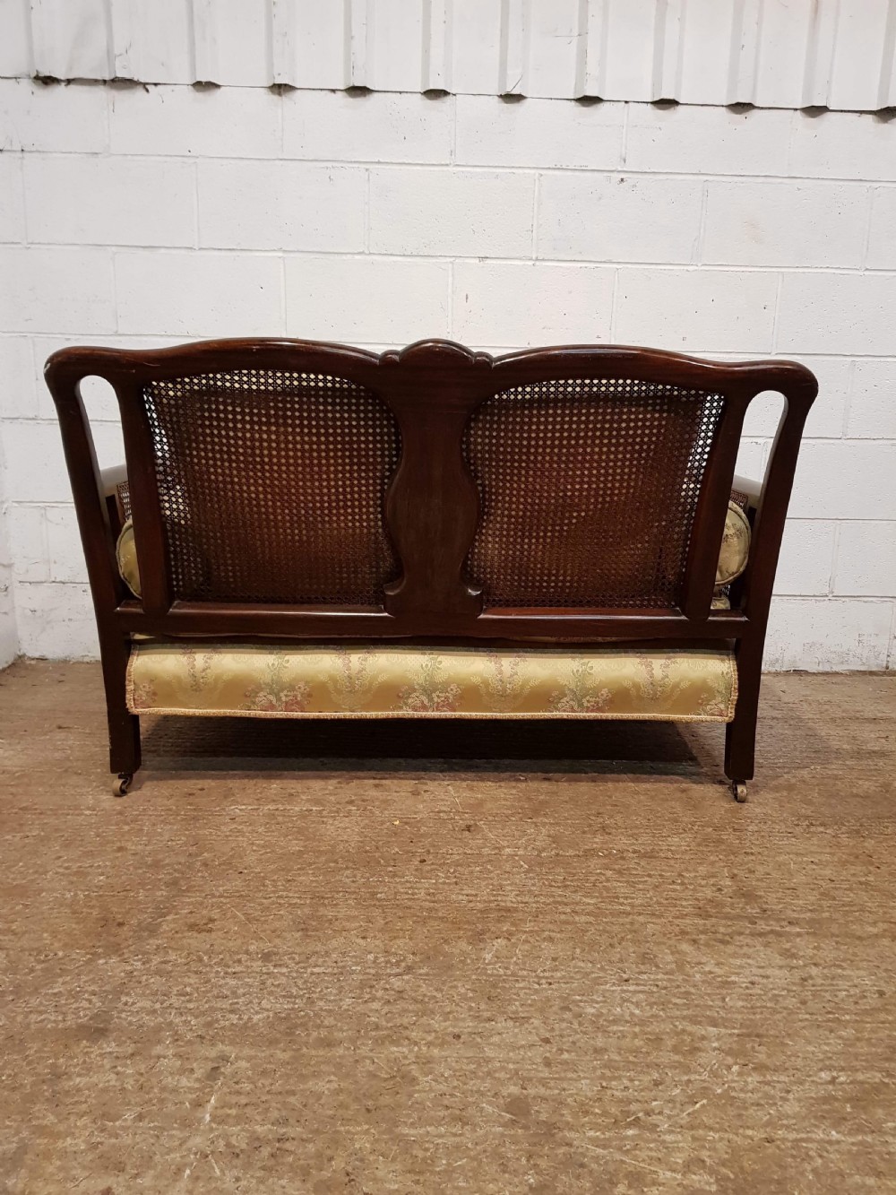 SUPERB ANTIQUE MAHOGANY BERGERE SALON SUITE C1910 View V