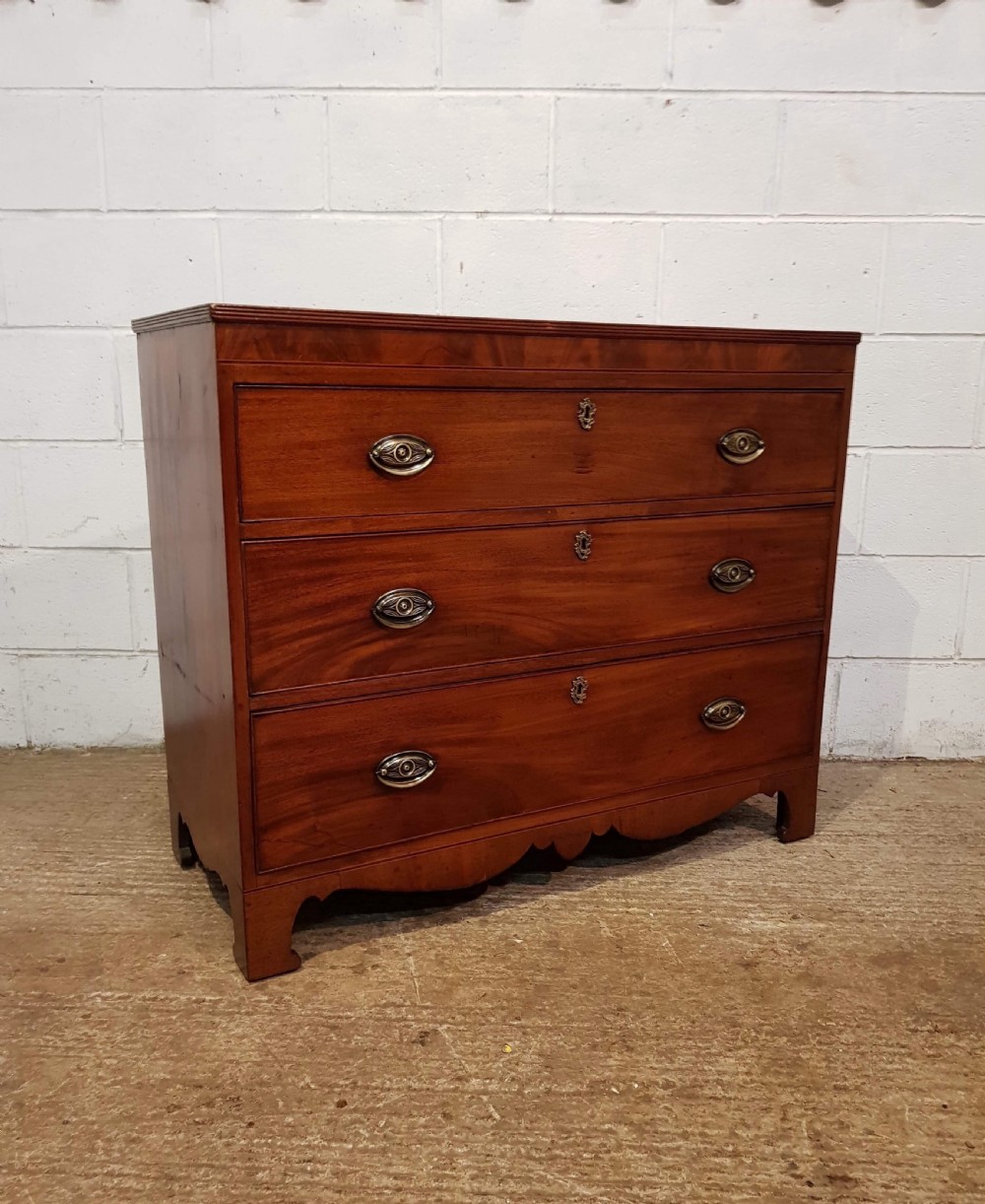 ANTIQUE REGENCY MAHOGANY CHEST OF DRAWERS C1820 View II