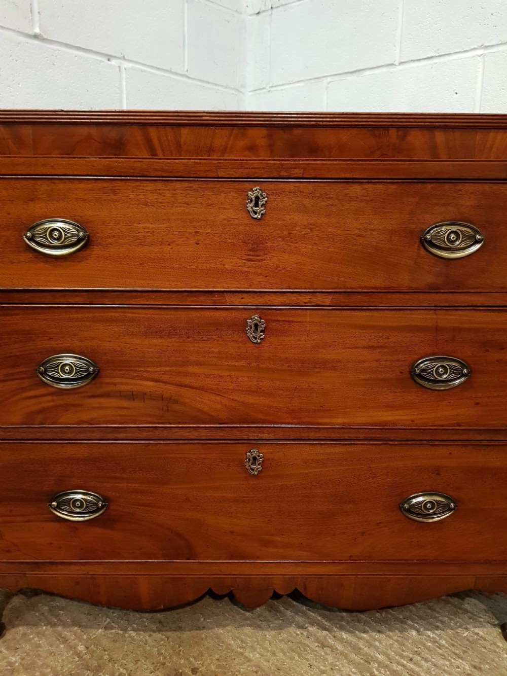 ANTIQUE REGENCY MAHOGANY CHEST OF DRAWERS C1820 View V