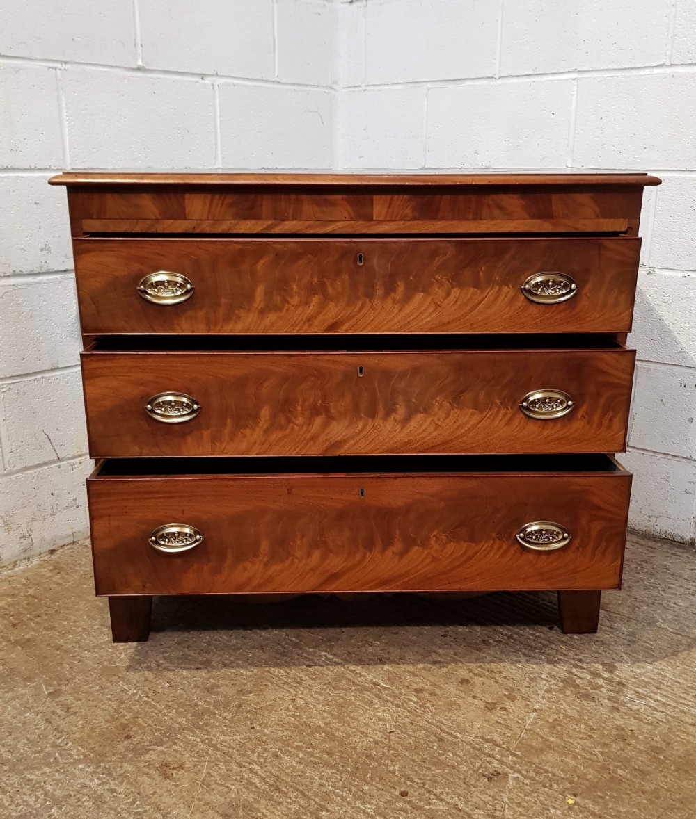 ANTIQUE REGENCY FLAMED MAHOGANY CHEST OF DRAWERS C1820 View III