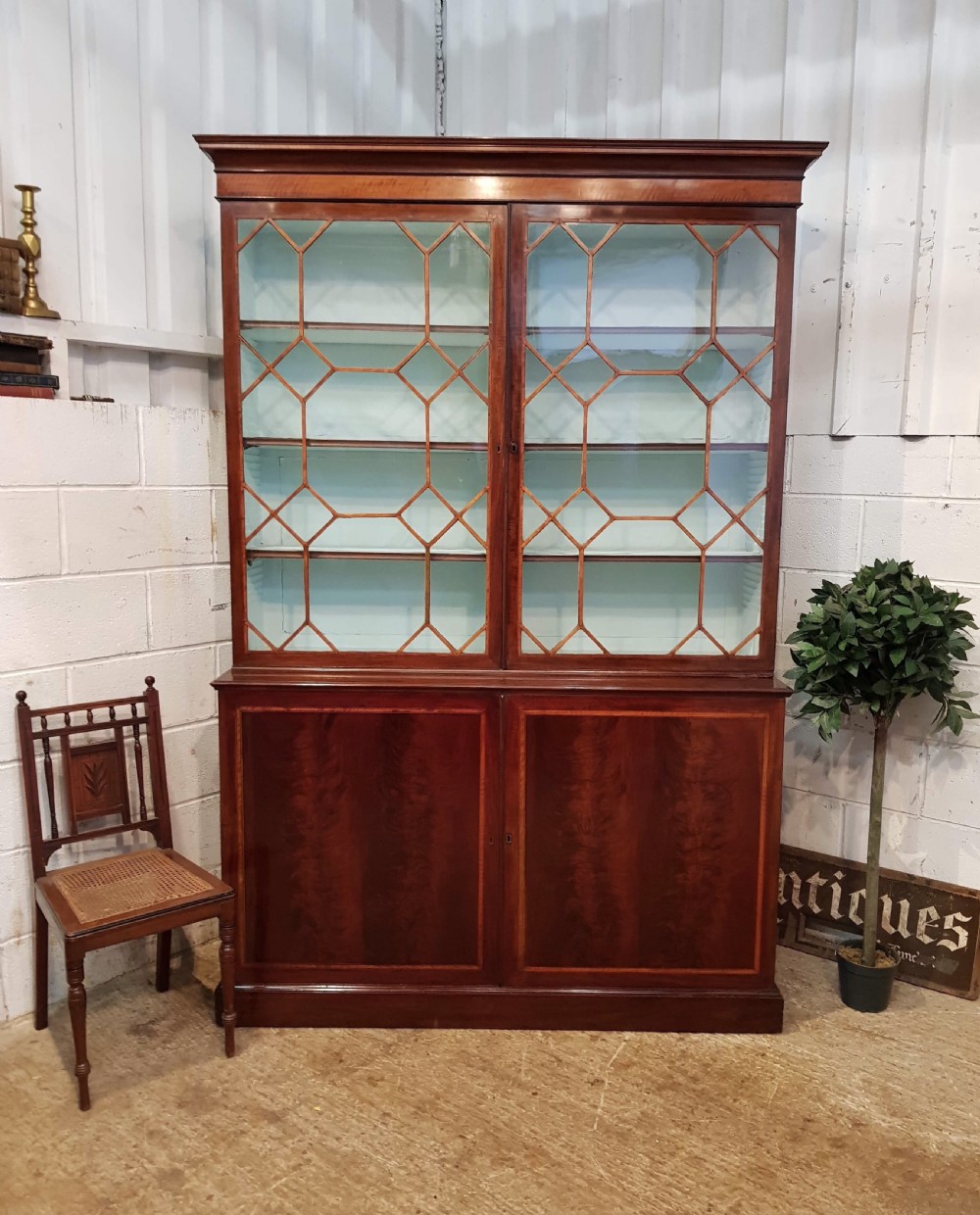 ANTIQUE GEORGIAN PERIOD MAHOGANY & SATINWOOD  ASTRAGAL GLAZED BOOKCASE C1780