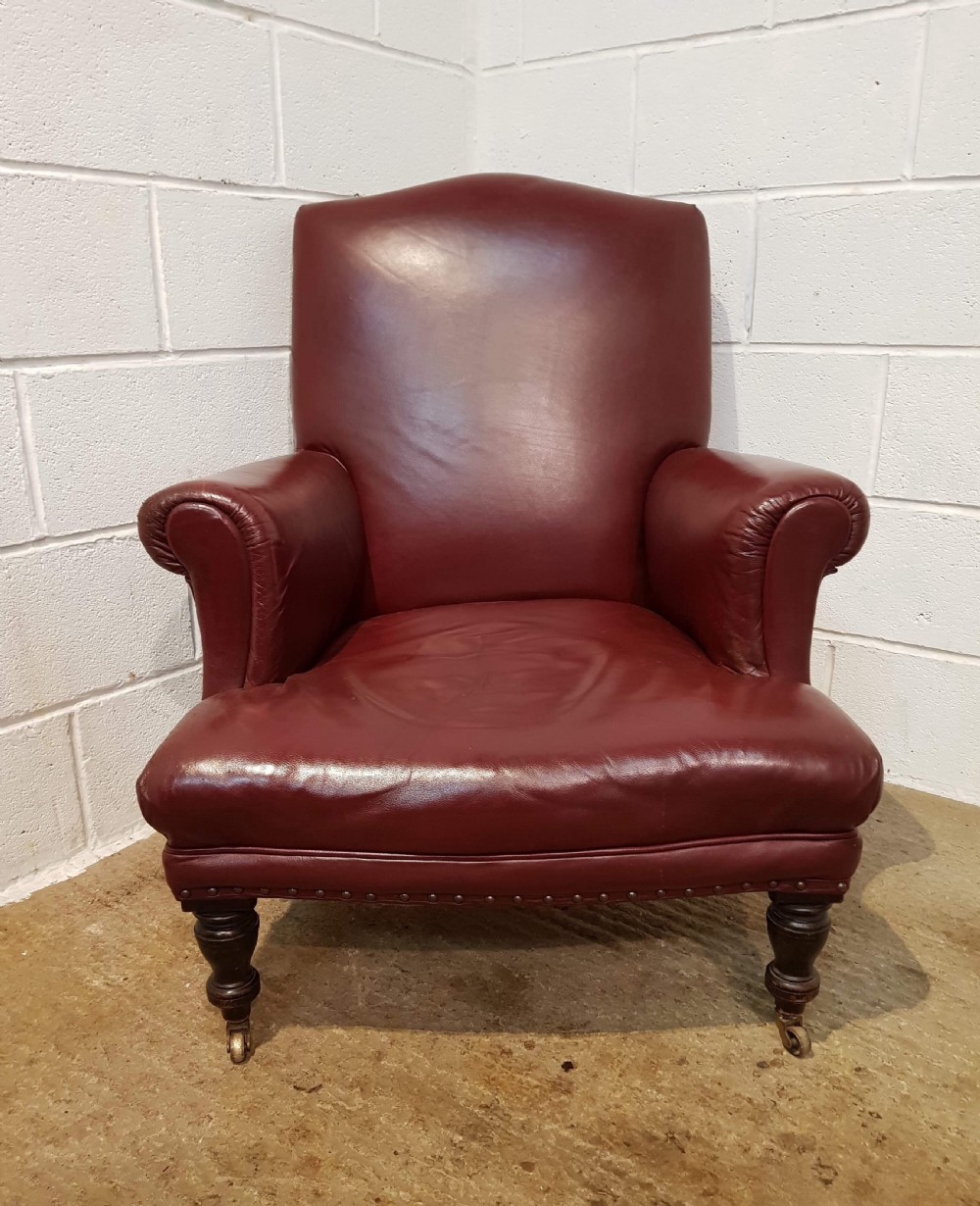 ANTIQUE VICTORIAN BROWN HIDE LEATHER GENTLEMANS ARMCHAIR C1880