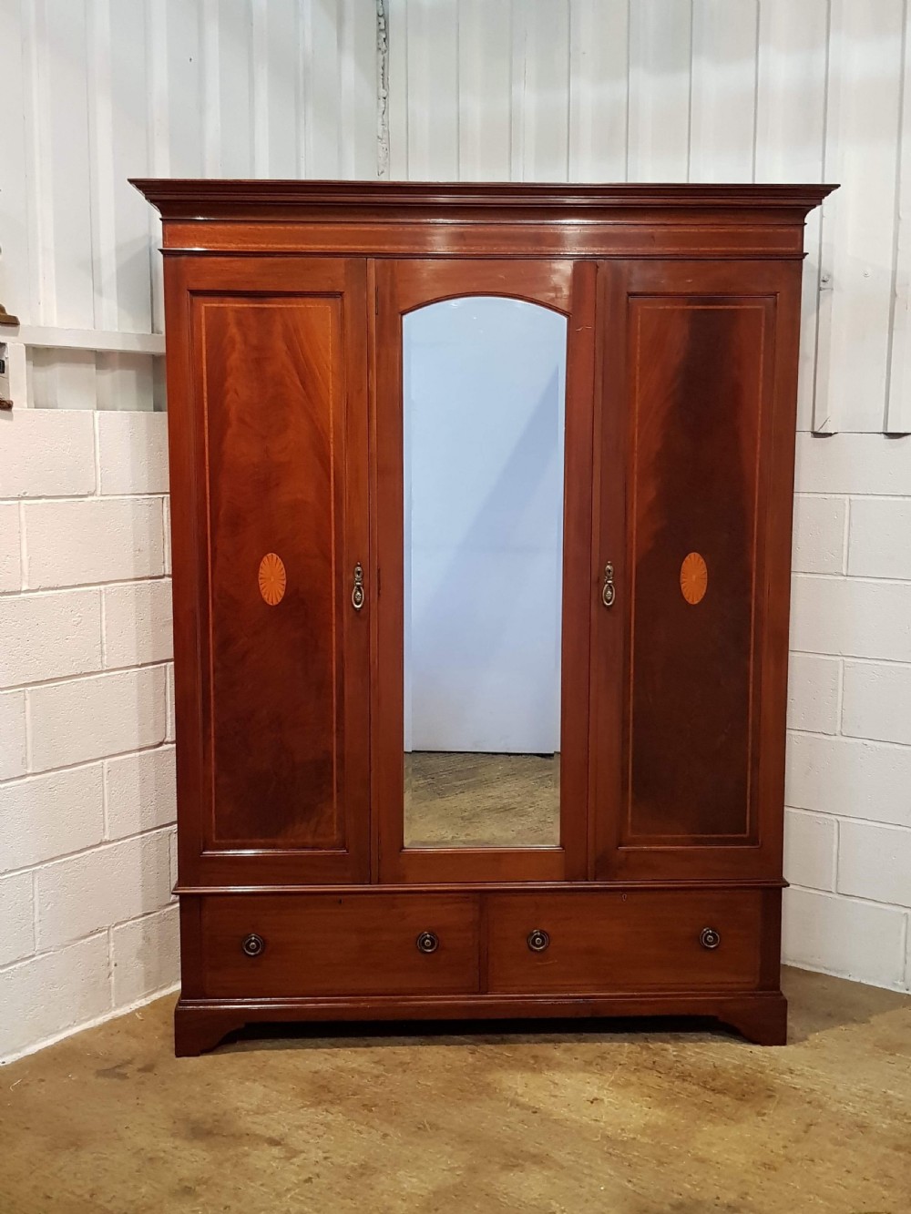 ANTIQUE EDWARDIAN MAHOGANY INLAID TRIPLE WARDROBE C1900 View IV