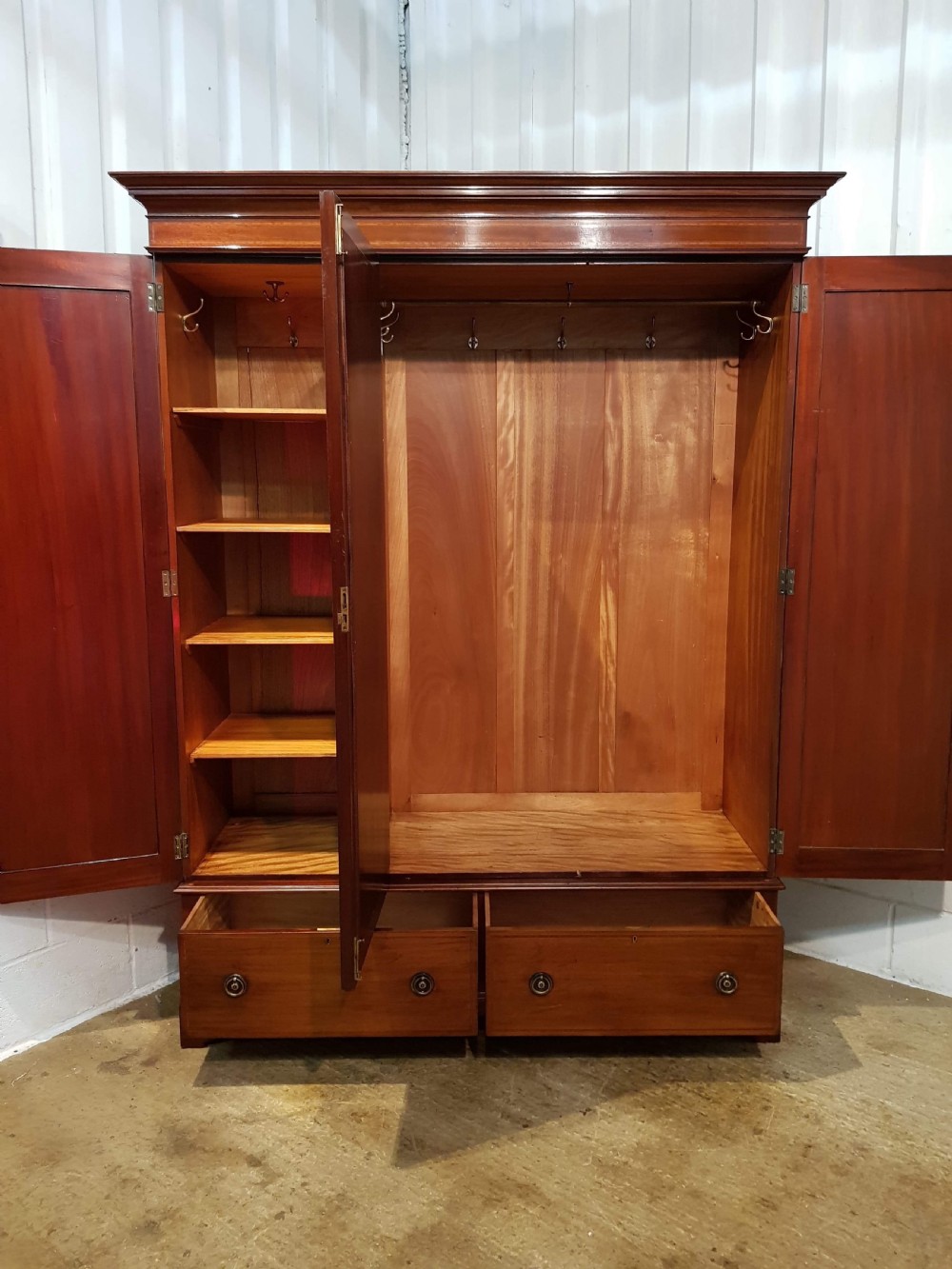 ANTIQUE EDWARDIAN MAHOGANY INLAID TRIPLE WARDROBE C1900 View V