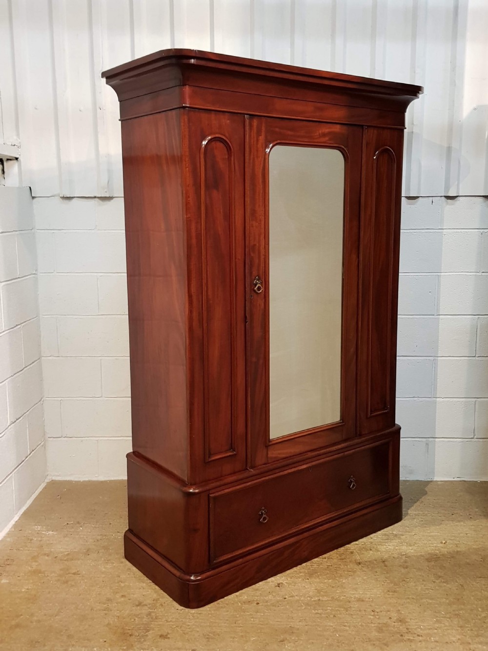 ANTIQUE VICTORIAN MAHOGANY DOUBLE WARDROBE C1880 View II