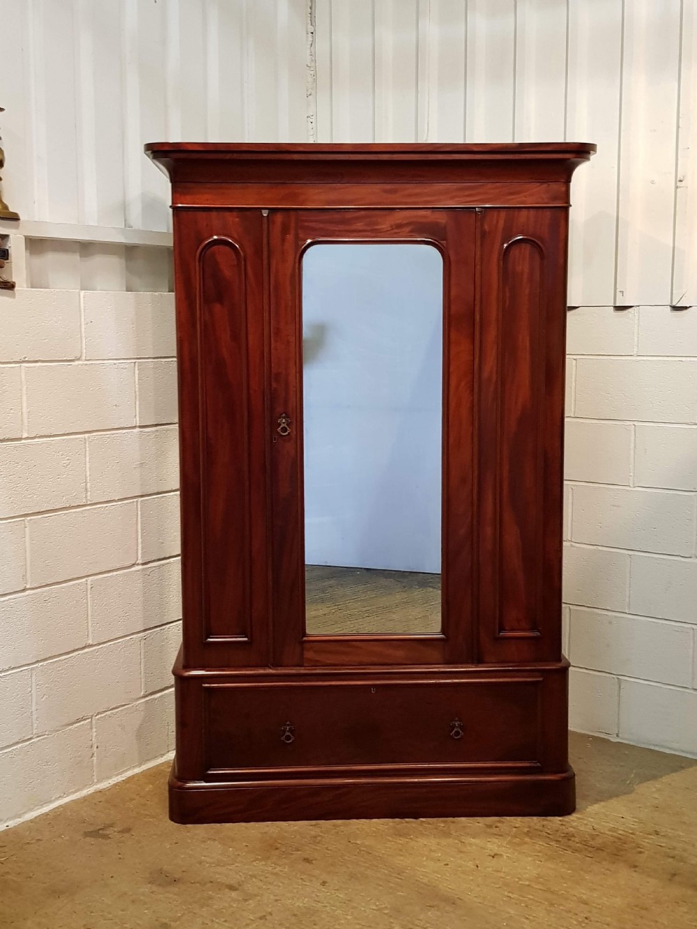 ANTIQUE VICTORIAN MAHOGANY DOUBLE WARDROBE C1880 View V