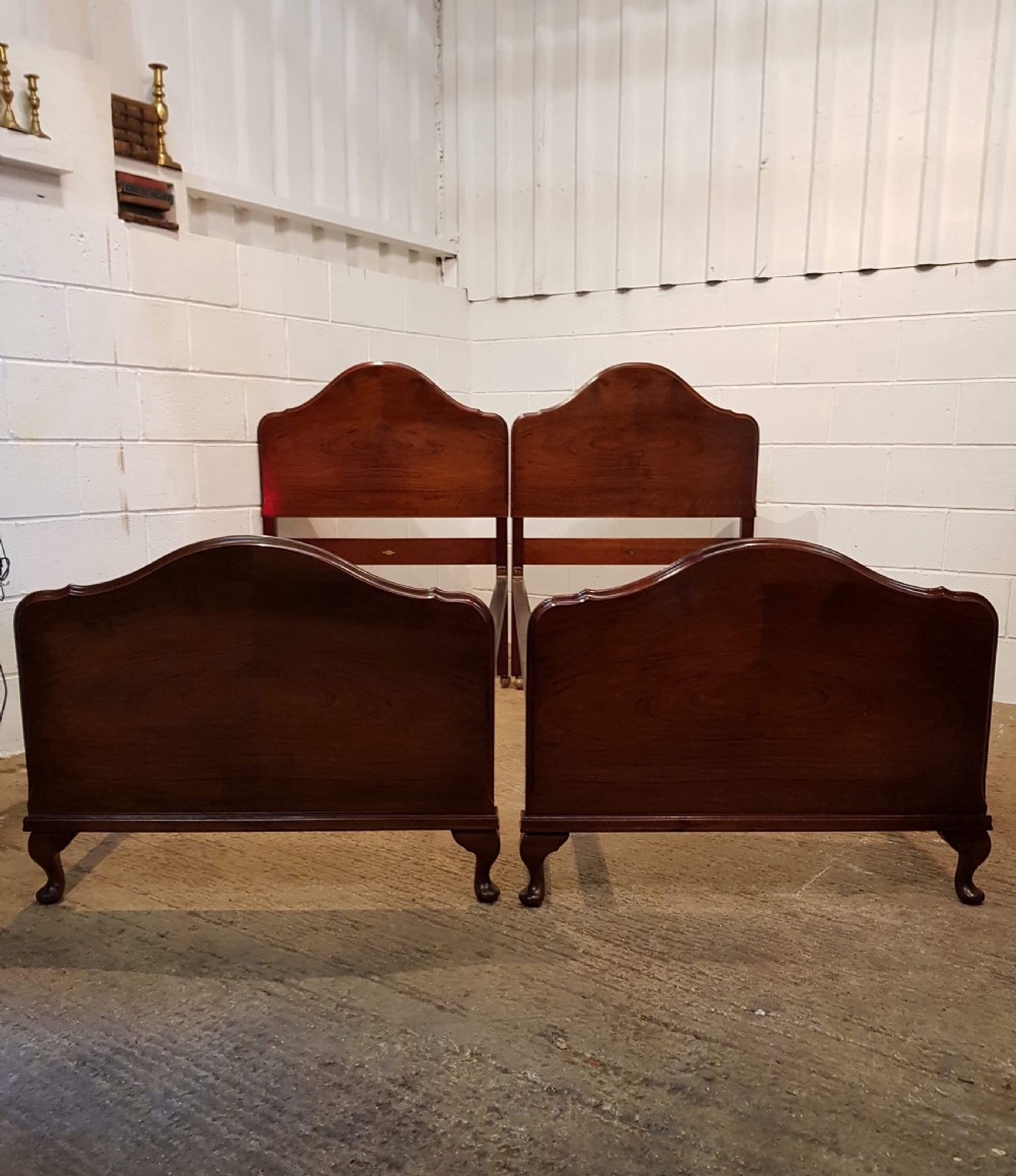 ANTIQUE PAIR MAHOGANY QUEEN ANNE SINGLE BEDS C1920