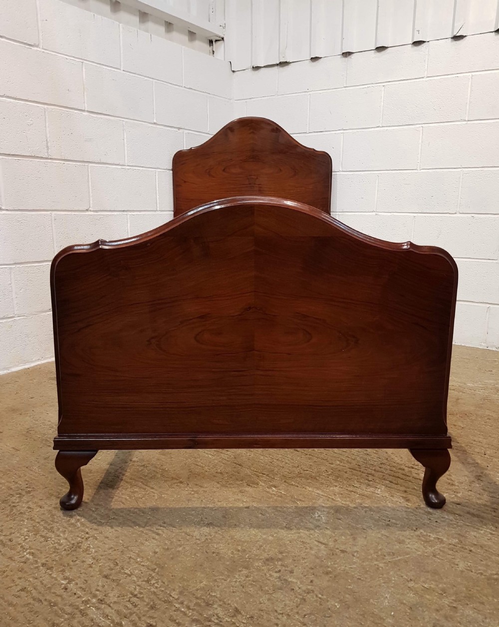 ANTIQUE PAIR MAHOGANY QUEEN ANNE SINGLE BEDS C1920 View IV